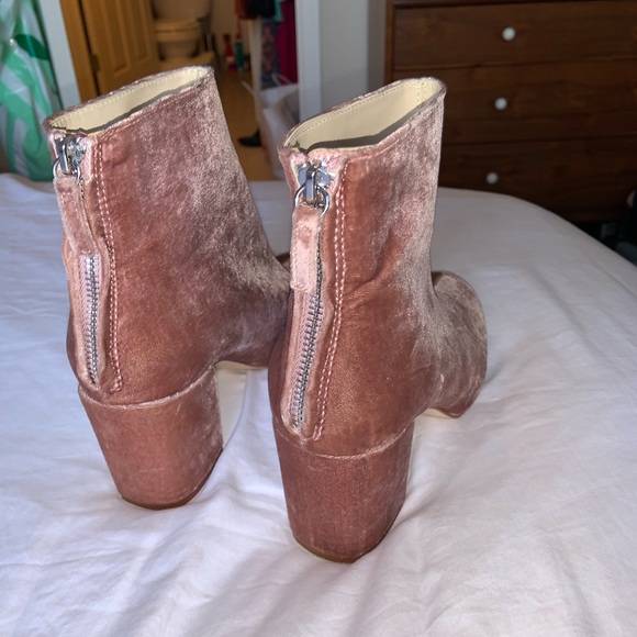 Zara Crushed Velvet Booties - Picture 8 of 13